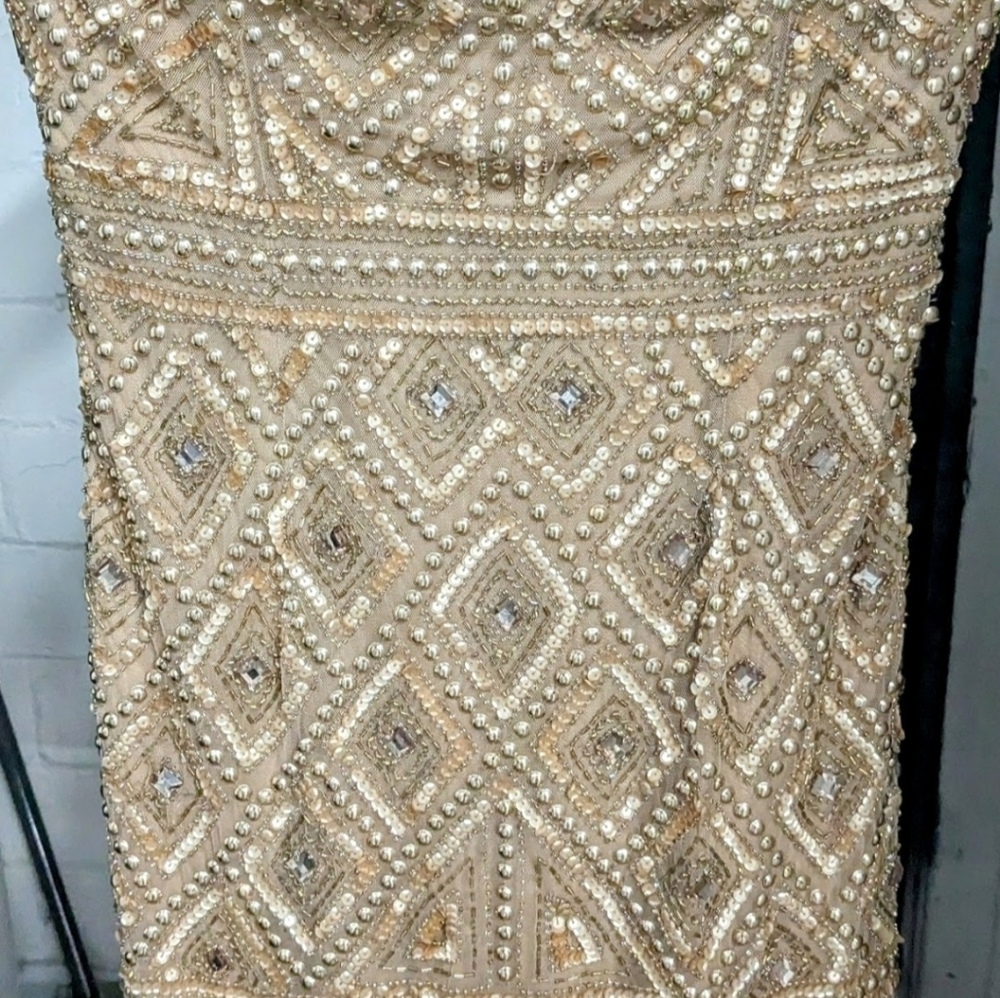 Gold Cocktail Dress Adrianna Papell Size 10 US size.